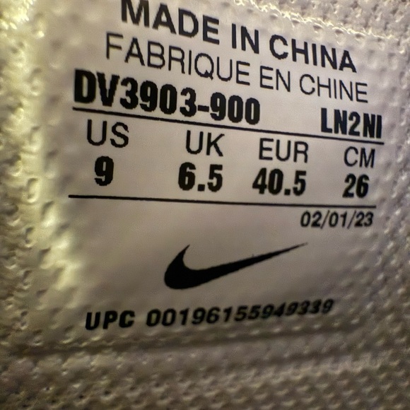 Nike Air Air Force 1 - Picture 7 of 8